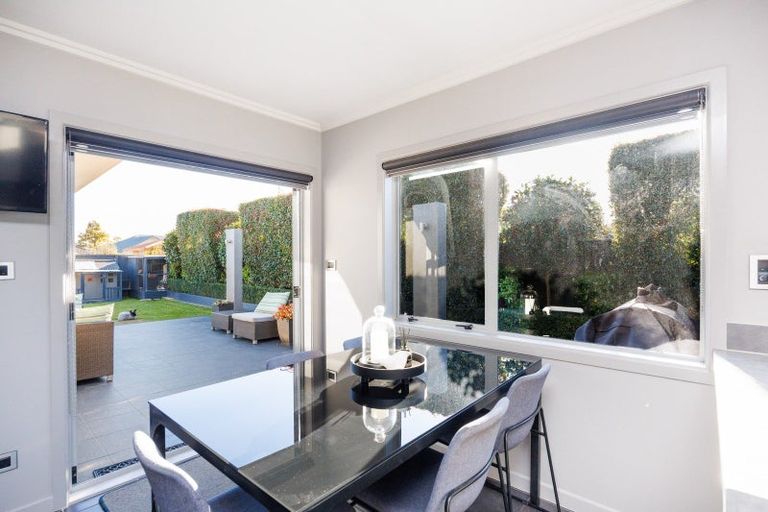 Photo of property in 12 Liberty Grove, Kelvin Grove, Palmerston North, 4414