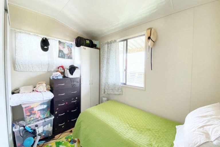 Photo of property in 9 Kiekie Road, Mangere Bridge, Auckland, 2022
