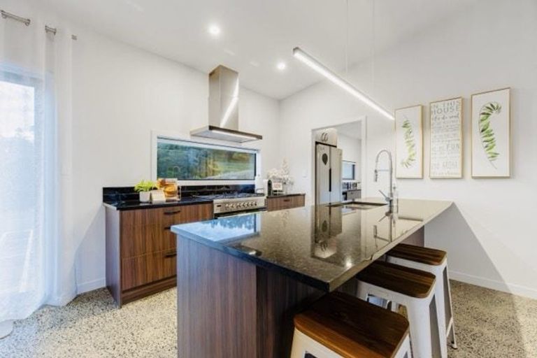 Photo of property in 312 Pukapuka Road, Pohuehue, Warkworth, 0983