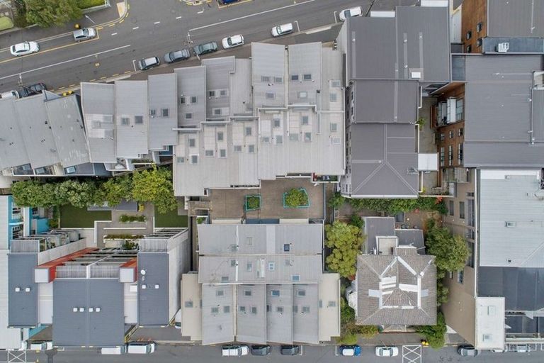 Photo of property in 11/185 Tasman Street, Mount Cook, Wellington, 6021