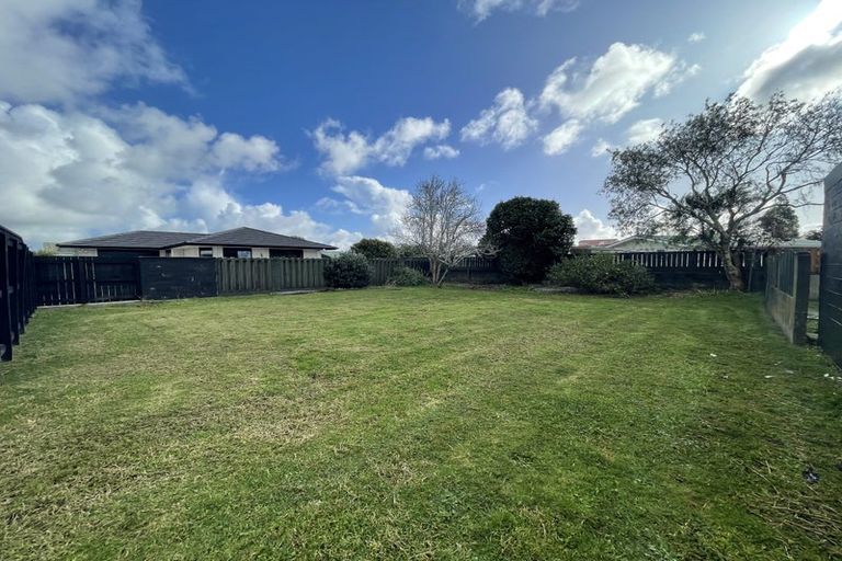 Photo of property in 25b Turakina Street, Merrilands, New Plymouth, 4312