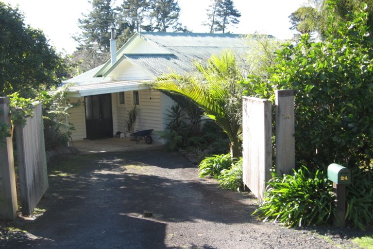 Photo of property in 24 Mission Road, Kerikeri, 0230