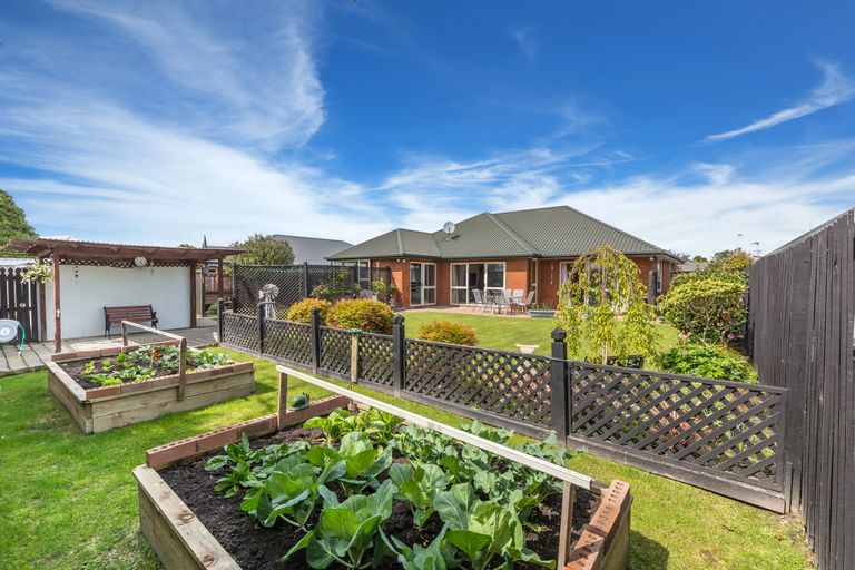 Photo of property in 7 Busby Place, Kaiapoi, 7630