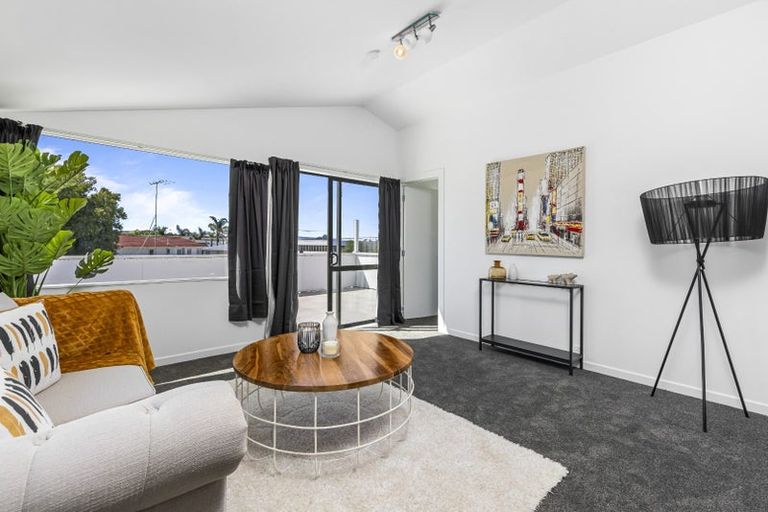 Photo of property in 202 Archers Road, Glenfield, Auckland, 0629