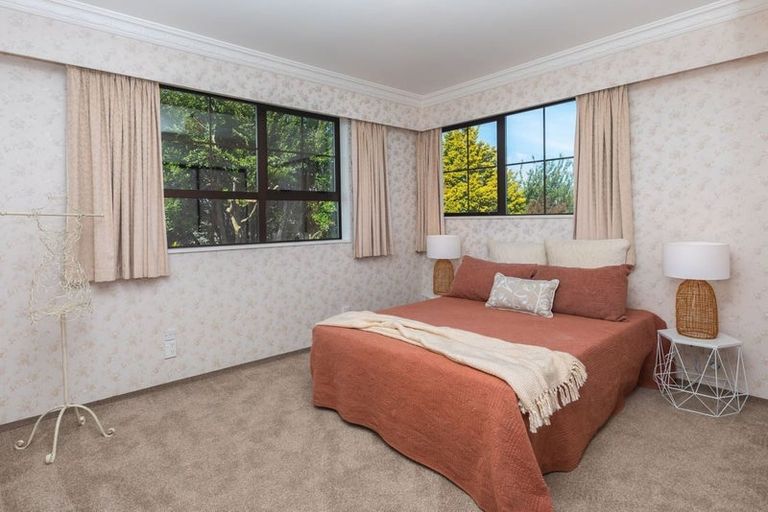 Photo of property in 4 Rowanwood Close, Halswell, Christchurch, 8025