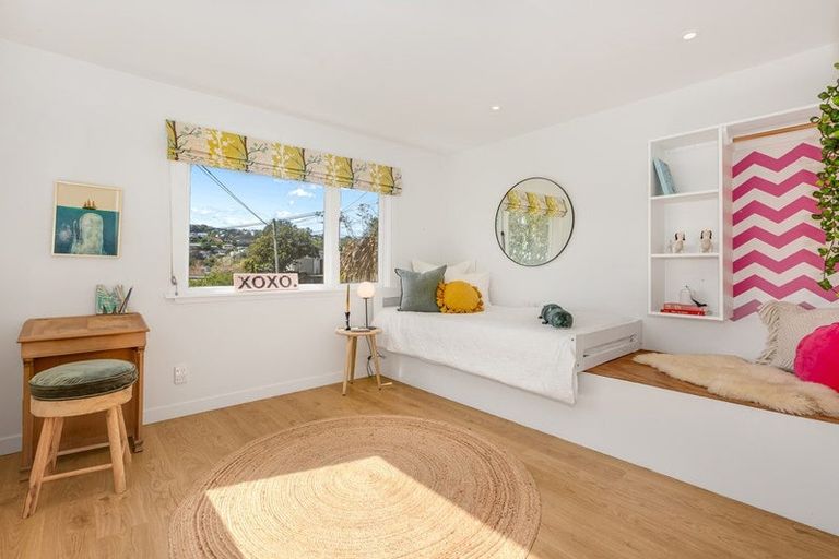 Photo of property in 26 Freeling Street, Island Bay, Wellington, 6023