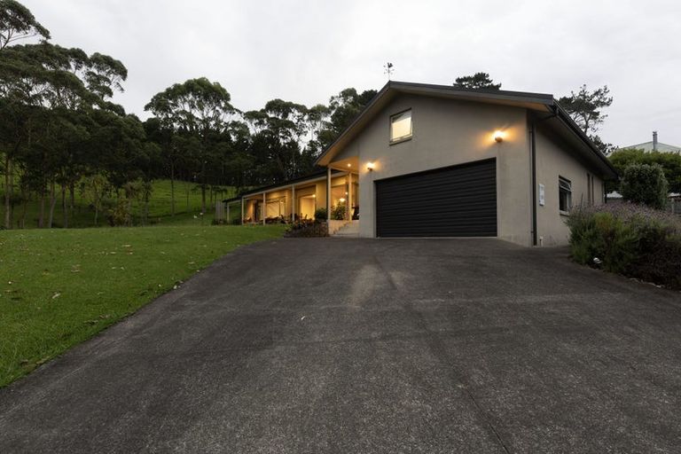 Photo of property in 589 Inland Road, Helensville, 0875