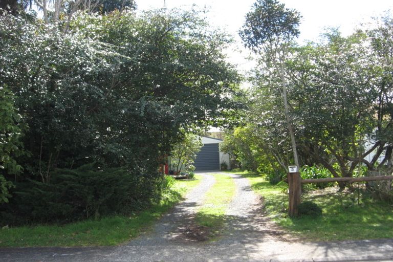 Photo of property in 5 Sapphire Crescent, Tairua, 3508
