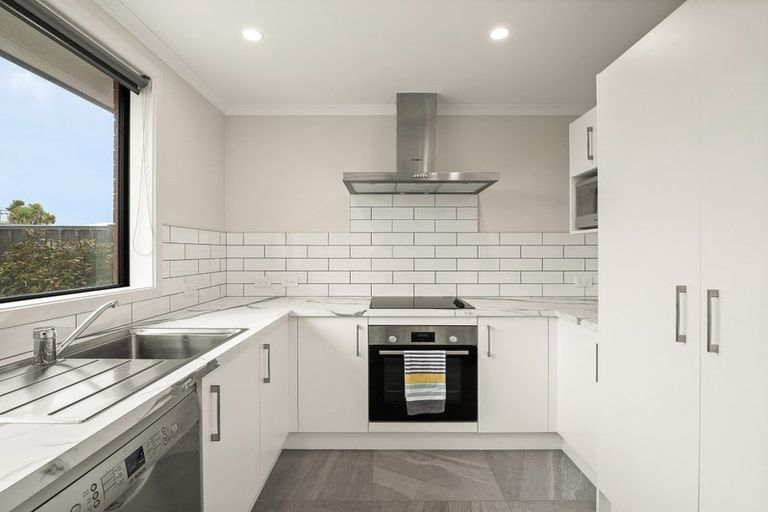 Photo of property in 38 Fingall Street, South Dunedin, Dunedin, 9012