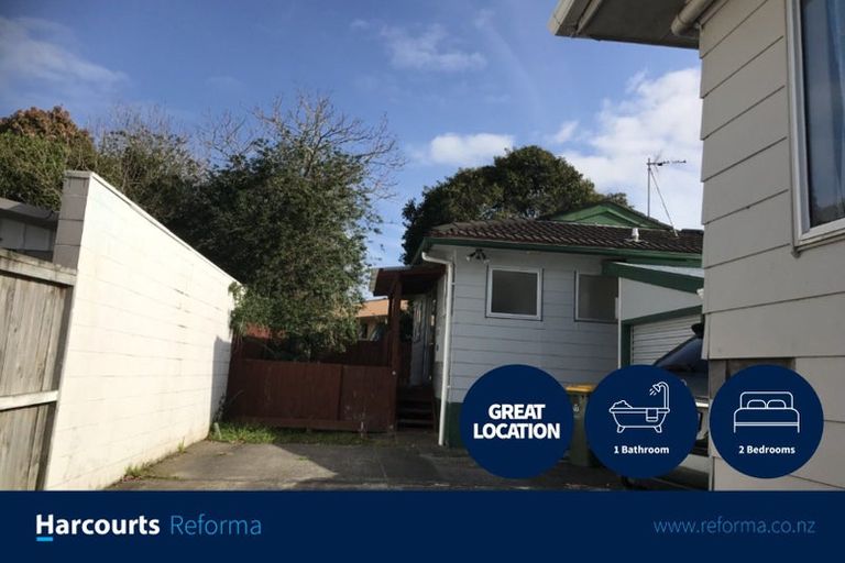 Photo of property in 2/29 Joshua Place, Weymouth, Auckland, 2103
