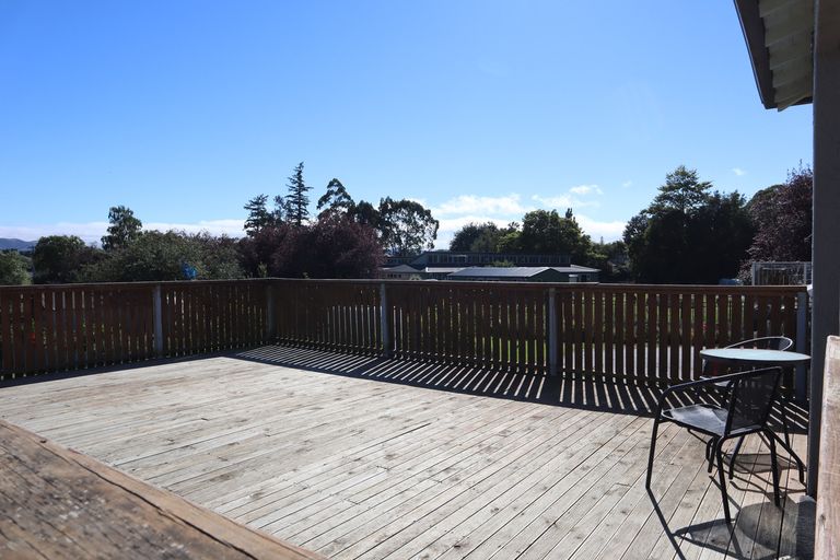 Photo of property in 43 Copinsha Street, Palmerston, 9430