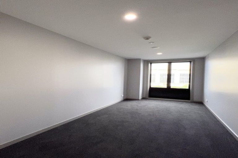 Photo of property in 205/2 Launch Road, Hobsonville, Auckland, 0616