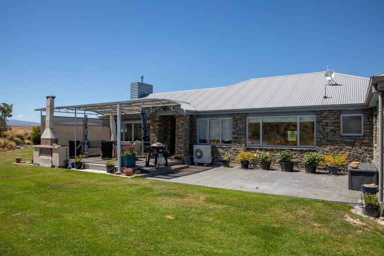 Photo of property in 196 Nelsen Ridge Road, Waikerikeri, Alexandra, 9393
