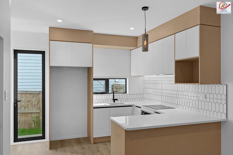 Photo of property in 26b Cape Road, Mangere, Auckland, 2022