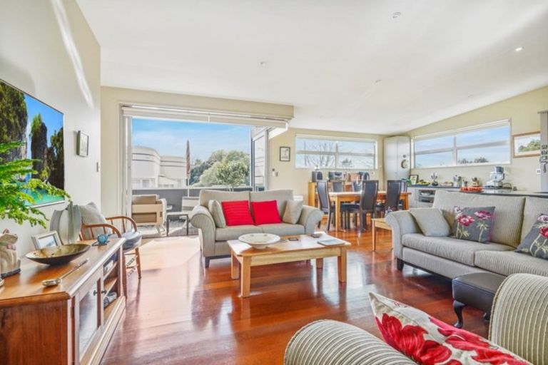 Photo of property in 180a Pembroke Street, Hamilton Lake, Hamilton, 3204