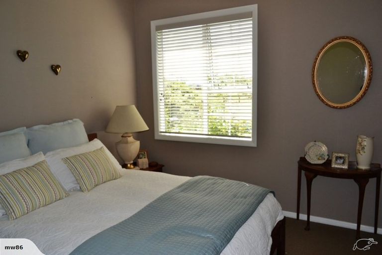 Photo of property in 1066 Egmont Road, Egmont Village, New Plymouth, 4372