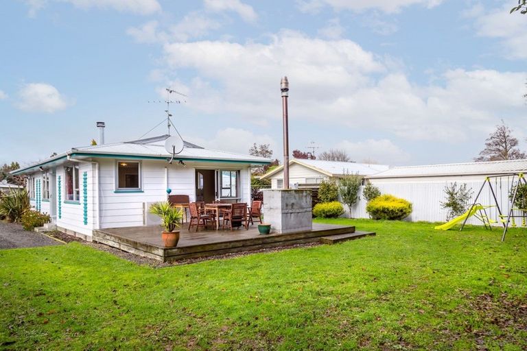 Photo of property in 22 Kupe Drive, Carterton, 5713