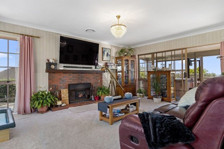 Photo of property in 33 Coppelia Avenue, Omokoroa, 3114