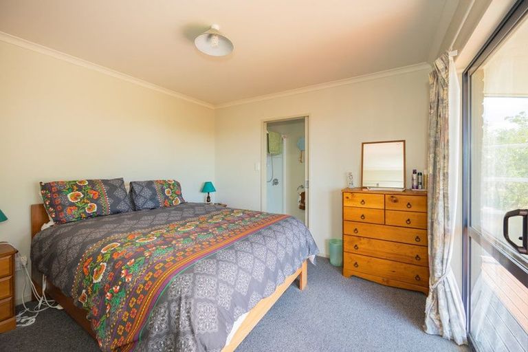 Photo of property in 48 Kaika Road, Moeraki, Palmerston, 9482
