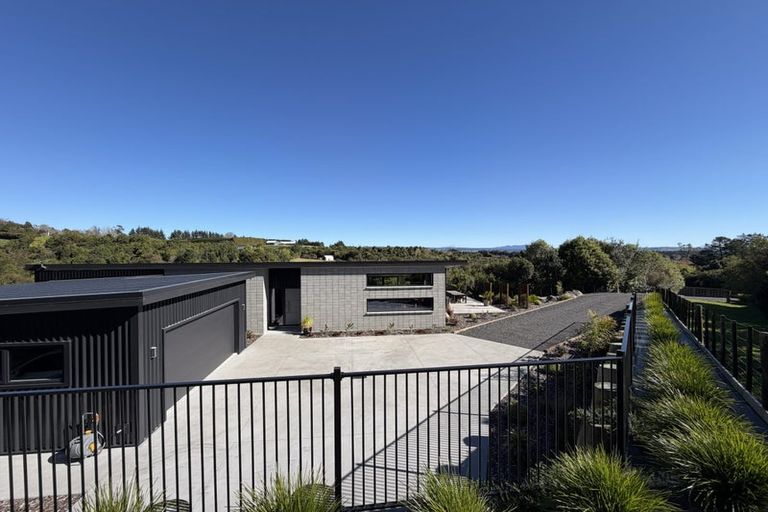 Photo of property in 17 Nga Parae Road, Oropi, Tauranga, 3173