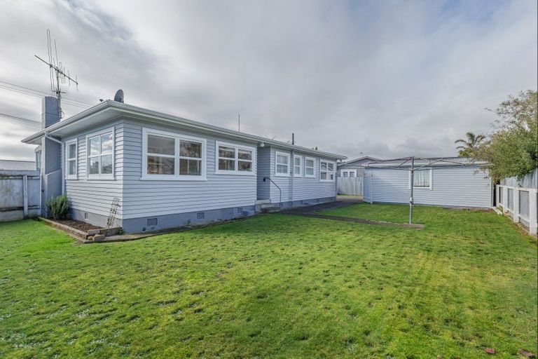 Photo of property in 34 Parsons Avenue, Levin, 5510
