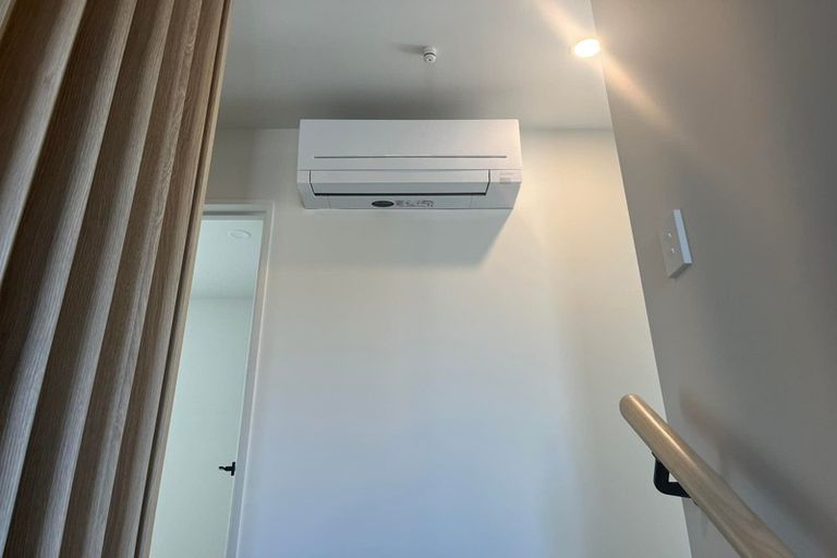 Photo of property in 39b York Street, Picton, 7220