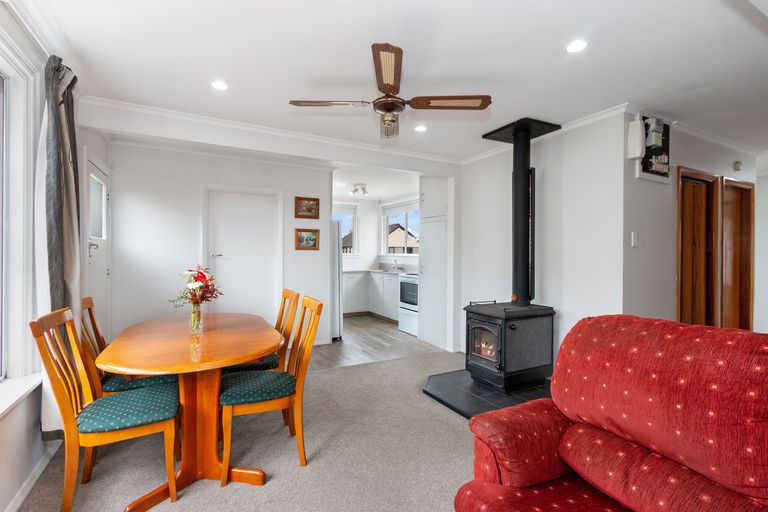 Photo of property in 15 Hillary Crescent, Upper Riccarton, Christchurch, 8041