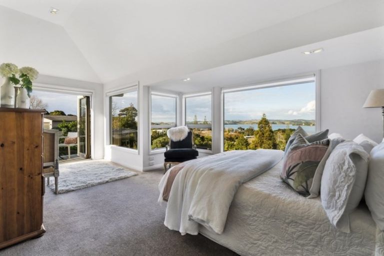 Photo of property in 7 Fenton Terrace, Cockle Bay, Auckland, 2014