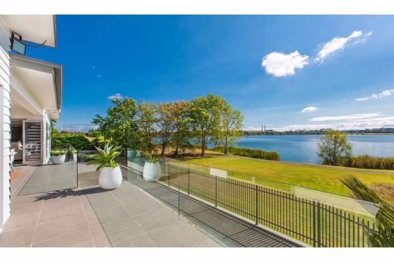 Photo of property in 82 Weavers Crossing Road, Huntly, 3771