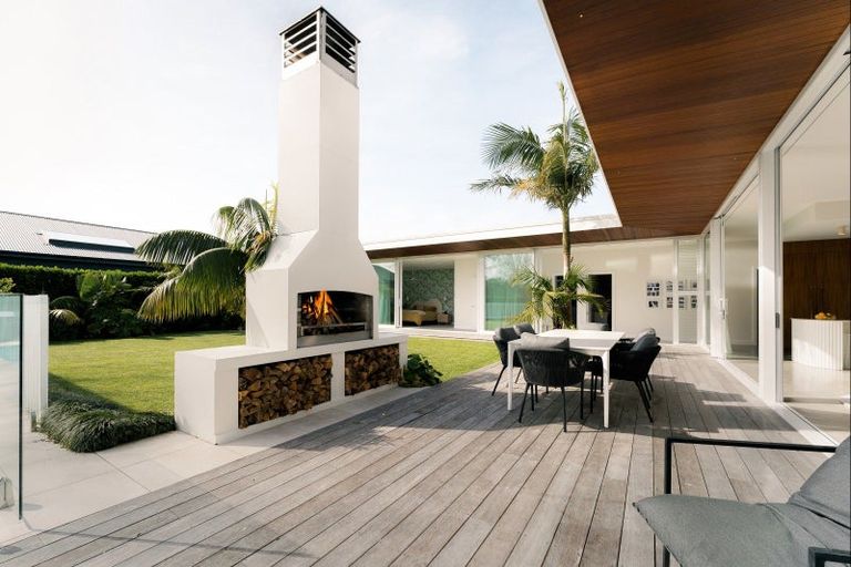 Photo of property in 11 Shearwater Lane, Point Wells, 0986