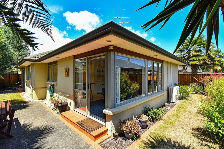 Photo of property in 28a Taka Street, Takanini, 2112