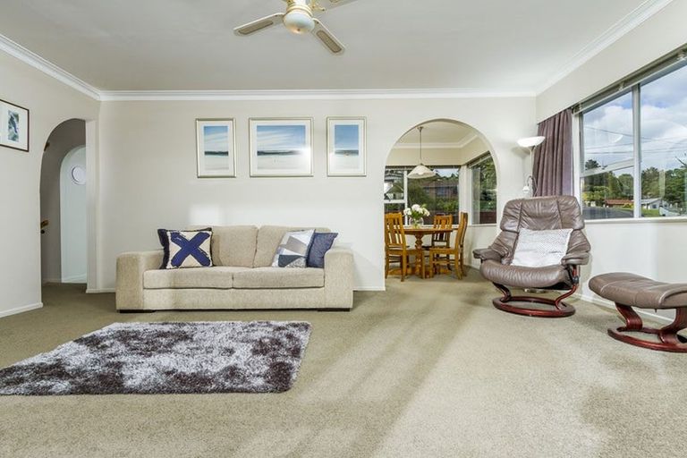 Photo of property in 215 Manuka Road, Bayview, Auckland, 0629