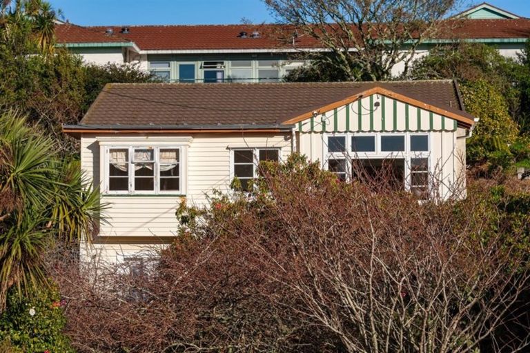 Photo of property in 30 Ponsonby Road, Karori, Wellington, 6012