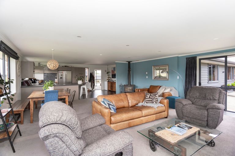 Photo of property in 22 Trailview Lane, Weston, Oamaru, 9401