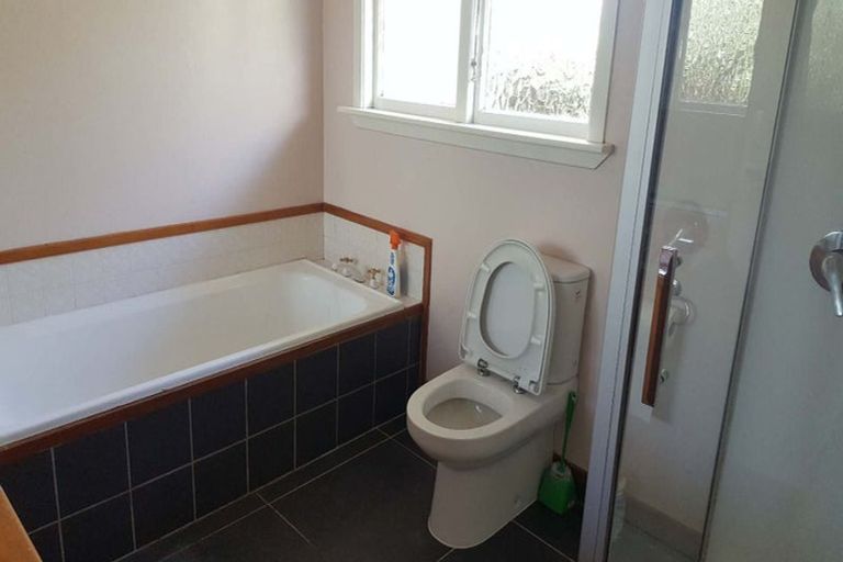 Photo of property in 25 Reading Street, Upper Riccarton, Christchurch, 8041