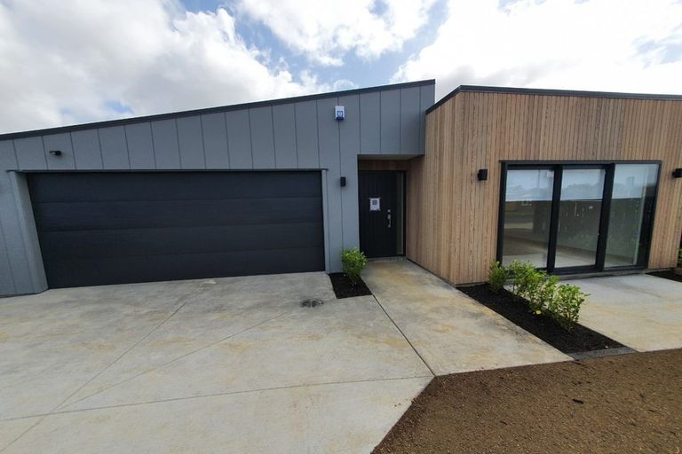 Photo of property in 181 Victoria Street West, Pukekohe, 2120