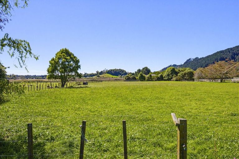 Photo of property in 63 South Manakau Road, Manakau, Otaki, 5583