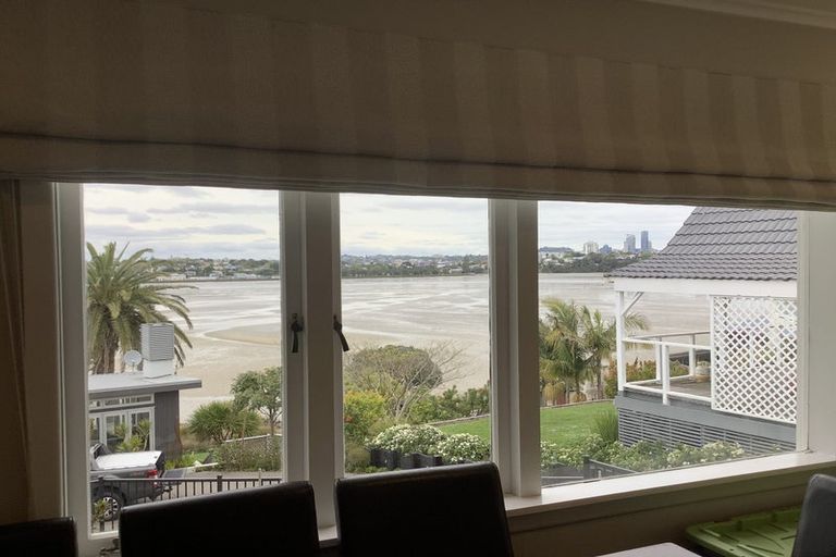 Photo of property in 115 Norwood Road, Bayswater, Auckland, 0622