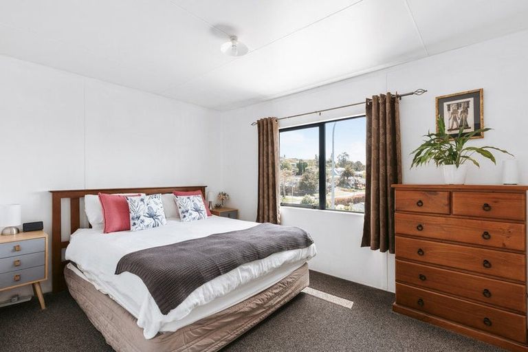 Photo of property in 6 Poike Road, Hairini, Tauranga, 3112