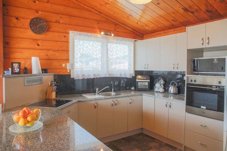 Photo of property in 41 Shannon Street, Clifton, Invercargill, 9812