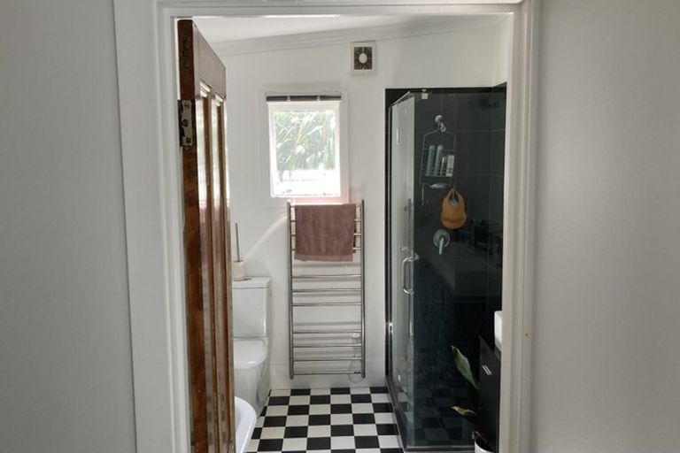 Photo of property in 1 Park Terrace, Lyttelton, 8082