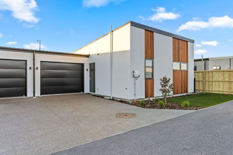 Photo of property in 30 Eccles Place, Halswell, 8025