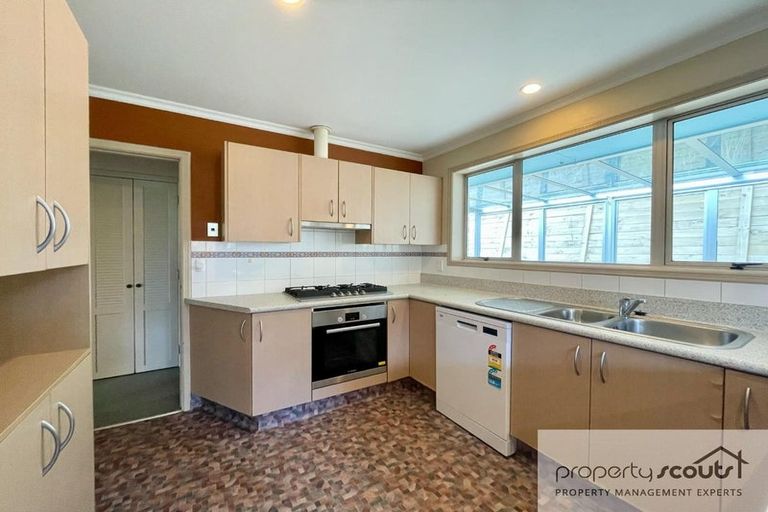 Photo of property in 89c Poplar Grove, Whalers Gate, New Plymouth, 4310