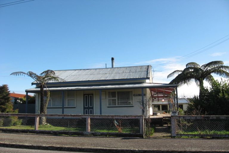 Photo of property in 39 Sale Street, Ross, 7812