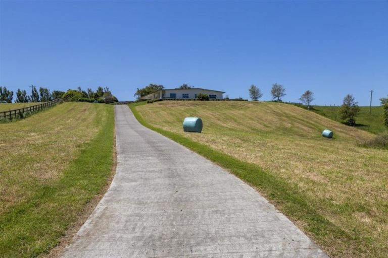 Photo of property in 242b Turuturu Road, Hawera, 4674