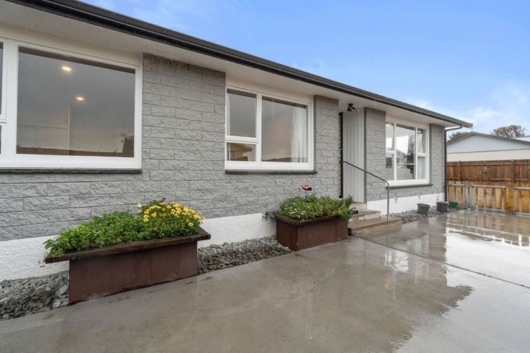 Photo of property in 1/7 Farnborough Street, Aranui, Christchurch, 8061
