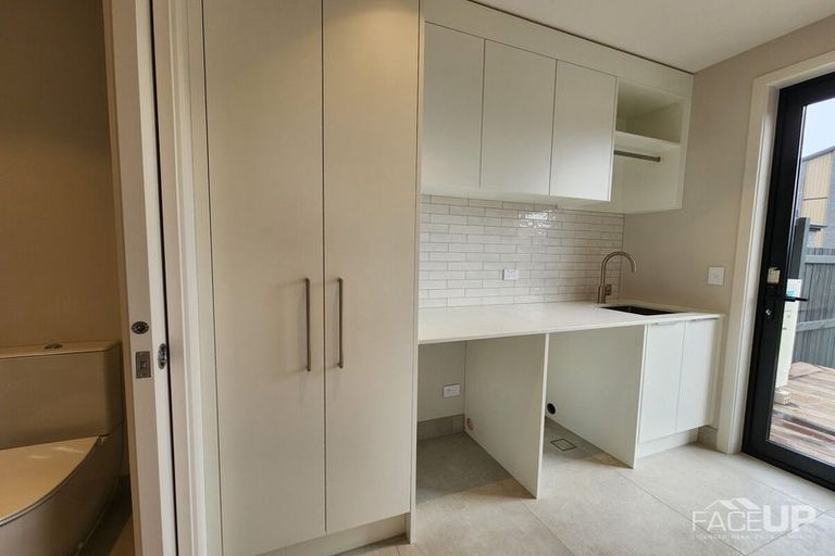 Photo of property in 60 Tahingamanu Road, Hobsonville, Auckland, 0616