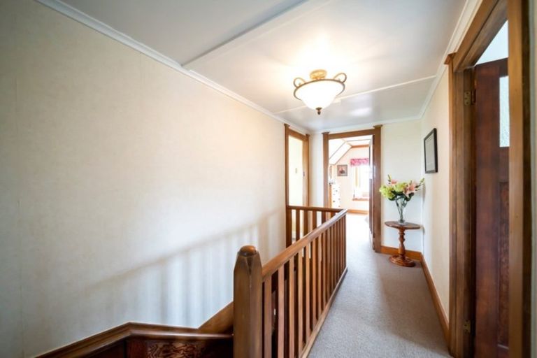 Photo of property in 66 Gilbert Street, New Plymouth, 4310