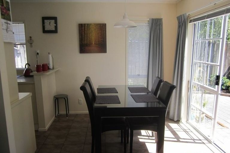 Photo of property in 1/169 Whites Line East, Waiwhetu, Lower Hutt, 5010