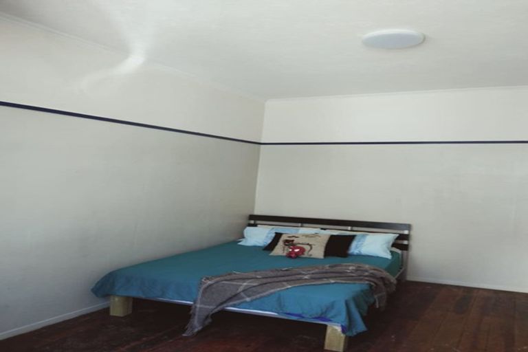 Photo of property in 16 Hiropi Street, Newtown, Wellington, 6021